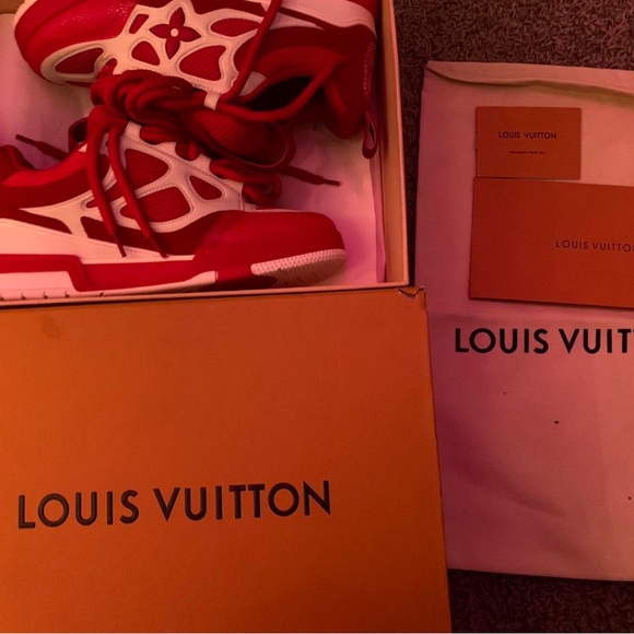 COPY - LV skate size 42 - Picture 3 of 6